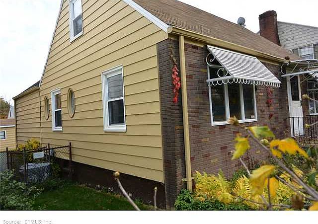 2nd image of 85 Hughes St