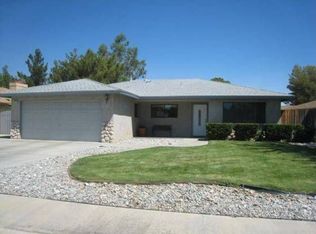 1020 Kinnett Ave, Ridgecrest, CA 93555