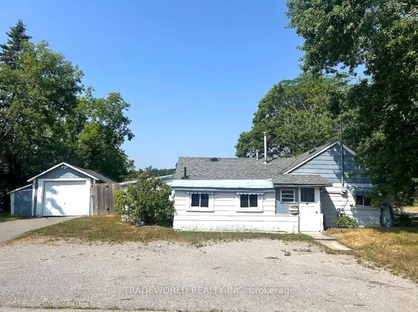 137 King St, Kawartha Lakes, ON K9V 1E2