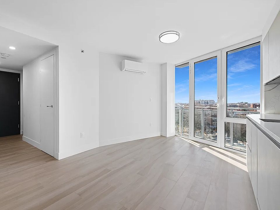 1st image of 733 Ocean Pkwy #7Z