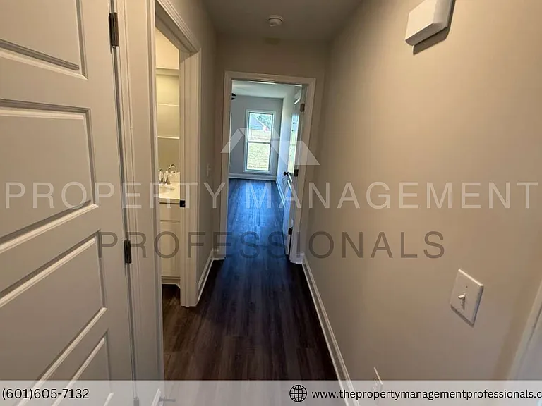 571 Patrick Farms Dr — Photo 37