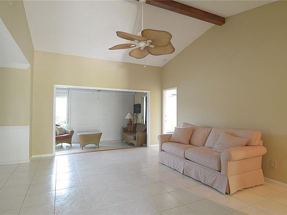 5th image of 3325 SW Villa Pl