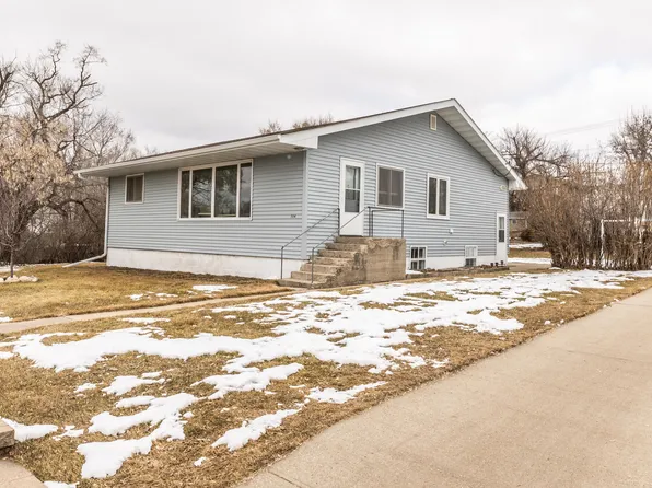 504 Main Ave, Washburn, ND 58577