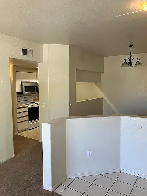 2 bed, 858 sqft, $1,395 — Photo 4