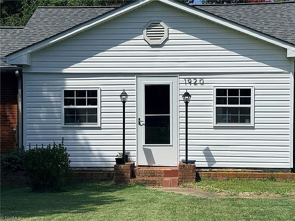 3rd image of 1920 Ashley Loop
