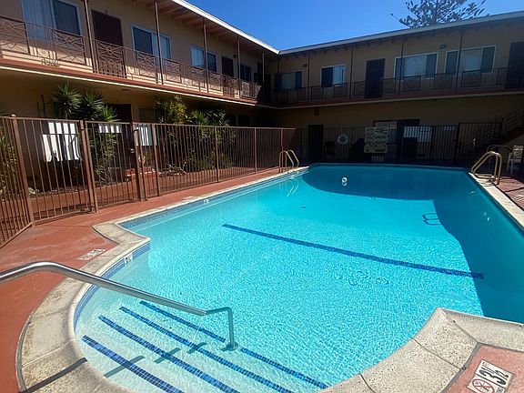 2nd image of 4500 E 7th St APT 6