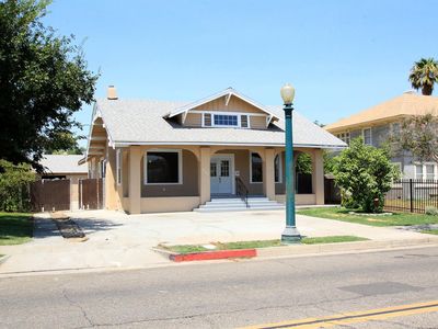 335 N Broadway St, Fresno, CA, 93701