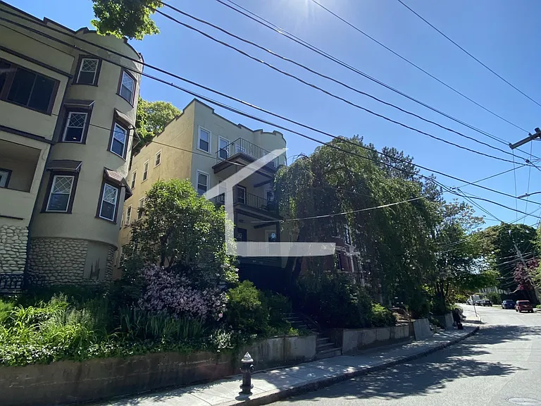 Tappan St — Photo 16