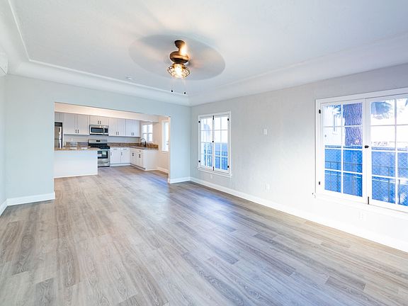 2nd image of 2209 E 6th St #B