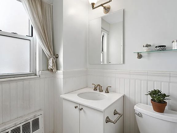 5th image of 77 E 12th St APT 14K
