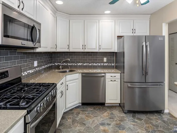 174 Robertson Way, Lincoln Park, NJ 07035