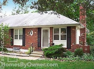 7137 NW Country Club Ln, Kansas City, MO 64152