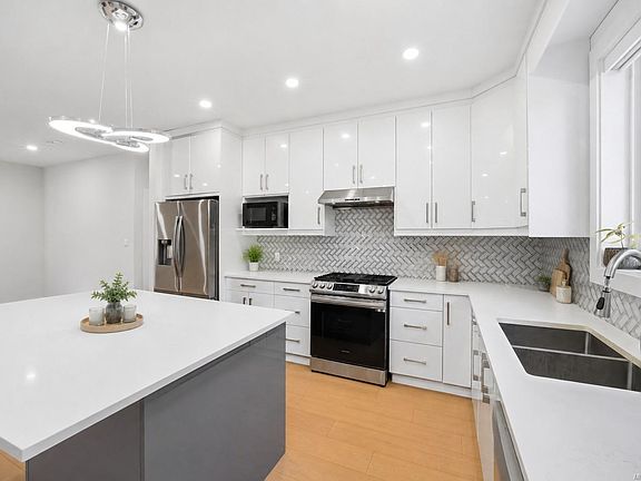 5th image of 5254 Sherbourne Dr