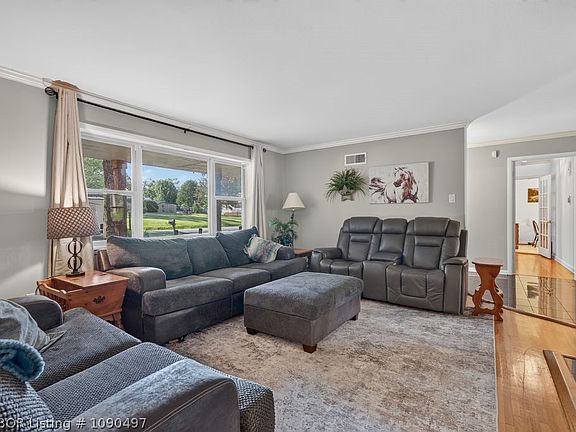 5th image of 1135 N 57th Pl