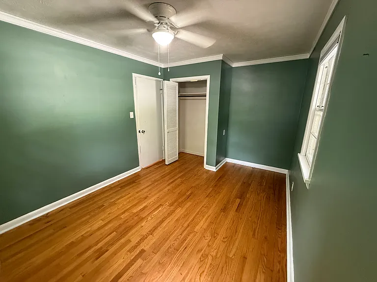 1146 S Jefferson Ave — Photo 12
