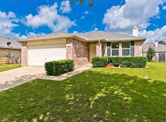 2nd image of 3215 Andalusian Dr