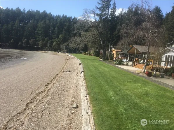 61 E Bayshore Drive, Shelton, WA 98584