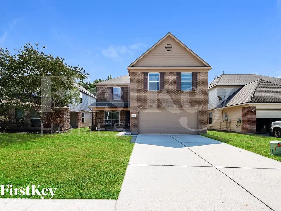 16941 Wren Hill St
