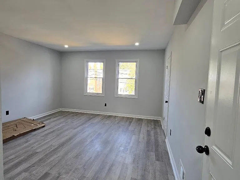 5433 C St SE #4 — Photo 5