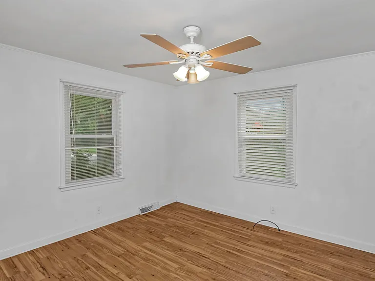 841 Ohio St — Photo 19