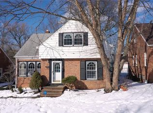 23709 E Baintree Rd, Beachwood, OH 44122