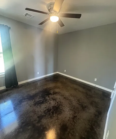 715 Columbus St — Photo 10