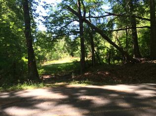 6 Duck Pond Rd, Natchez, MS 39120