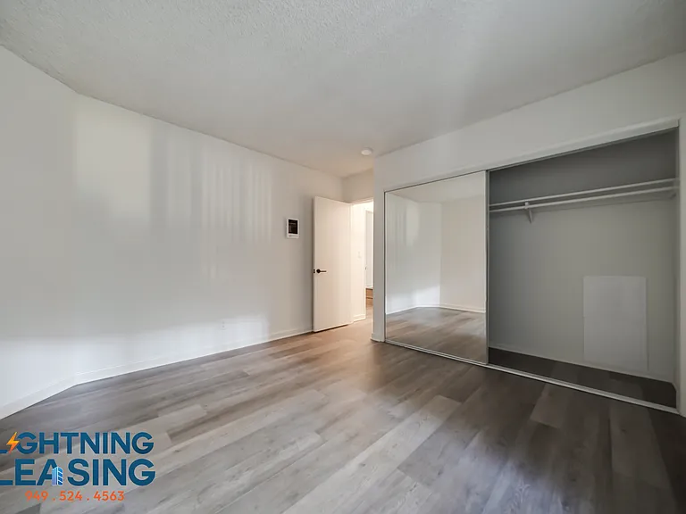 855 10th St #103 — Photo 14