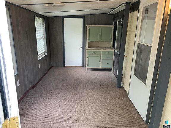 2nd image of 86 S Saratoga Pl