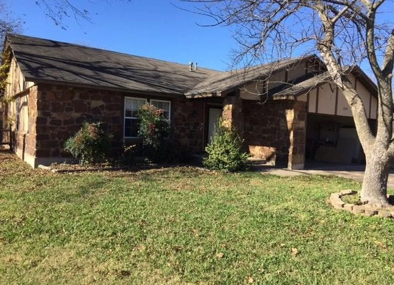 3206 S 148th E PL — Photo 2