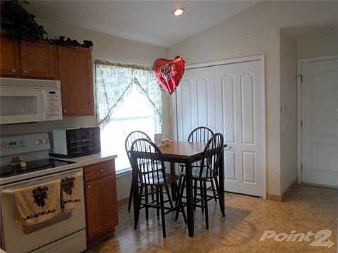 5th image of 2718 Buckhorn Preserve Blvd
