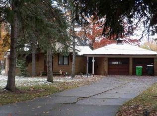 2035 Natona Rd, Euclid, OH 44117