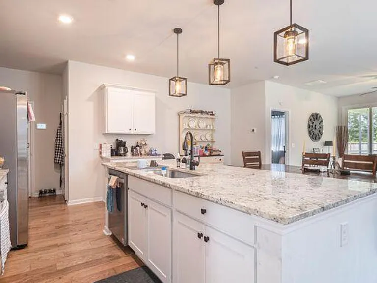 2744 Harmony Lake Dr — Photo 3