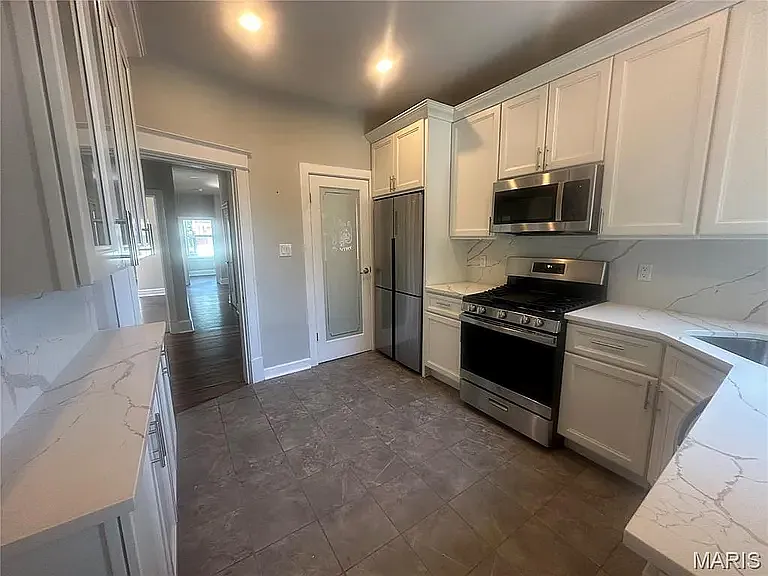 4009 Hartford St #A — Photo 11