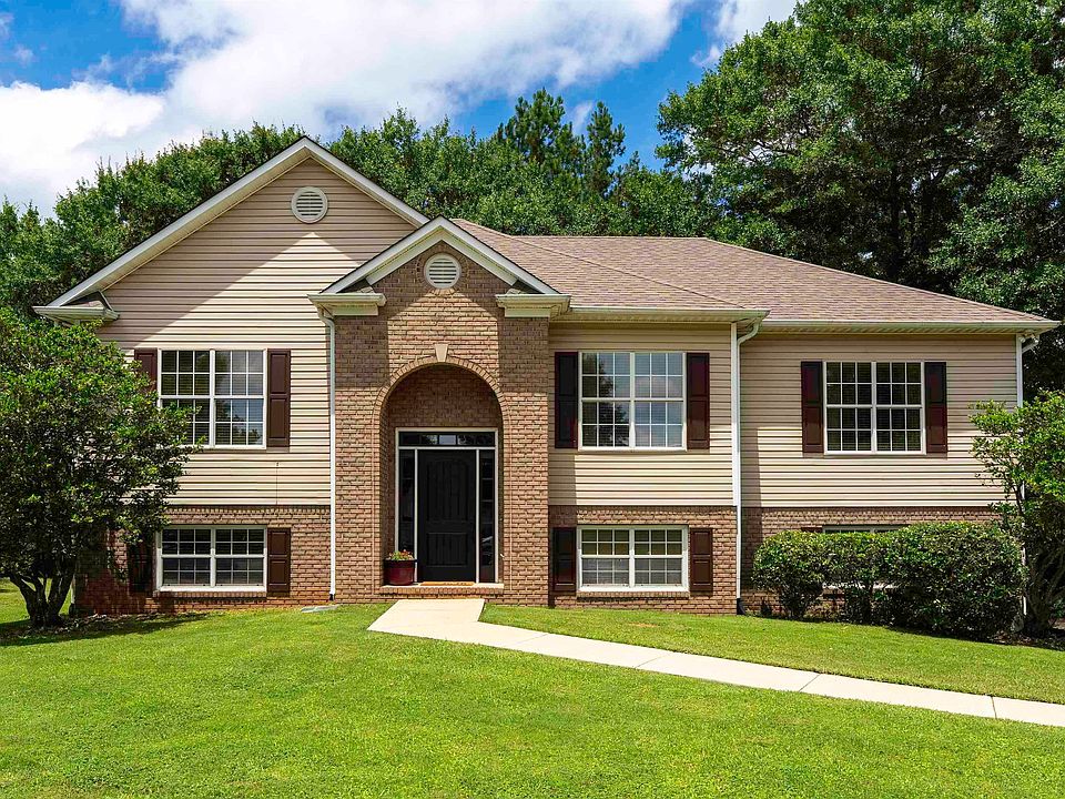 1st image of 113 King James Cir