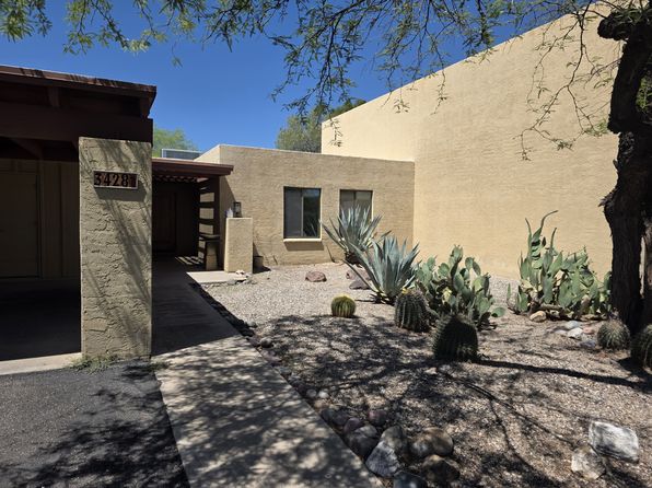 3428 N Millard Dr