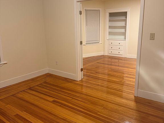 3rd image of 13 Highland Ave