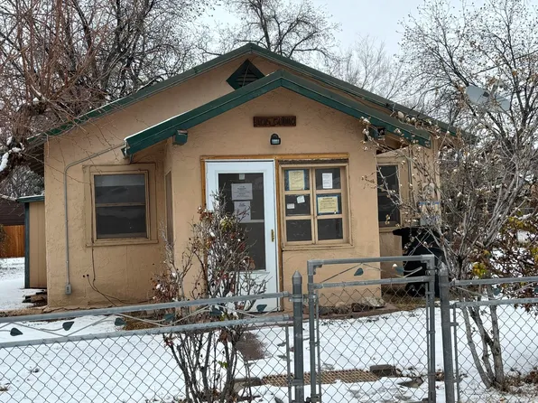 406 Cedro St, Tularosa, NM 88352