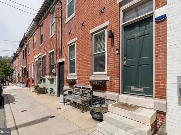 2205 Kater St, Philadelphia, PA 19146