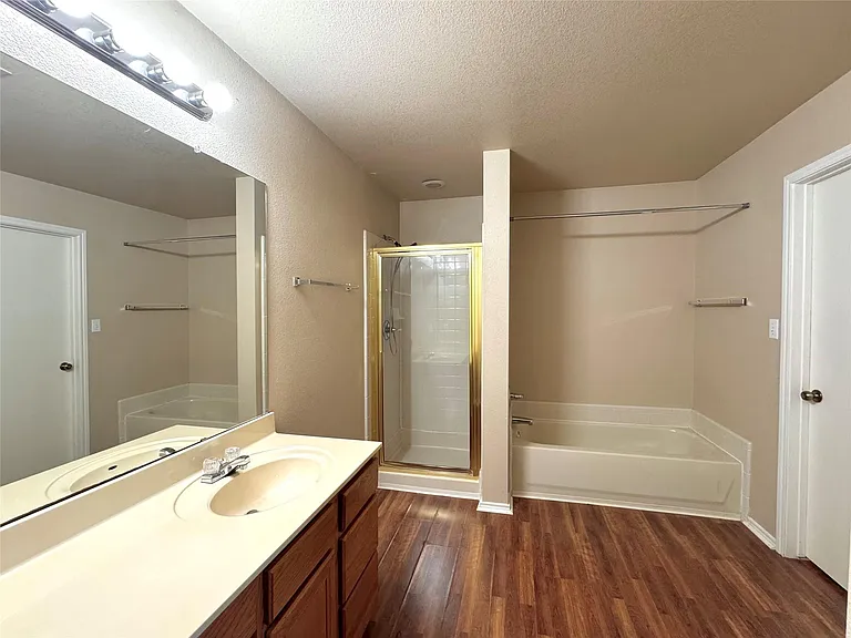 3515 Sandy Brook Dr — Photo 9