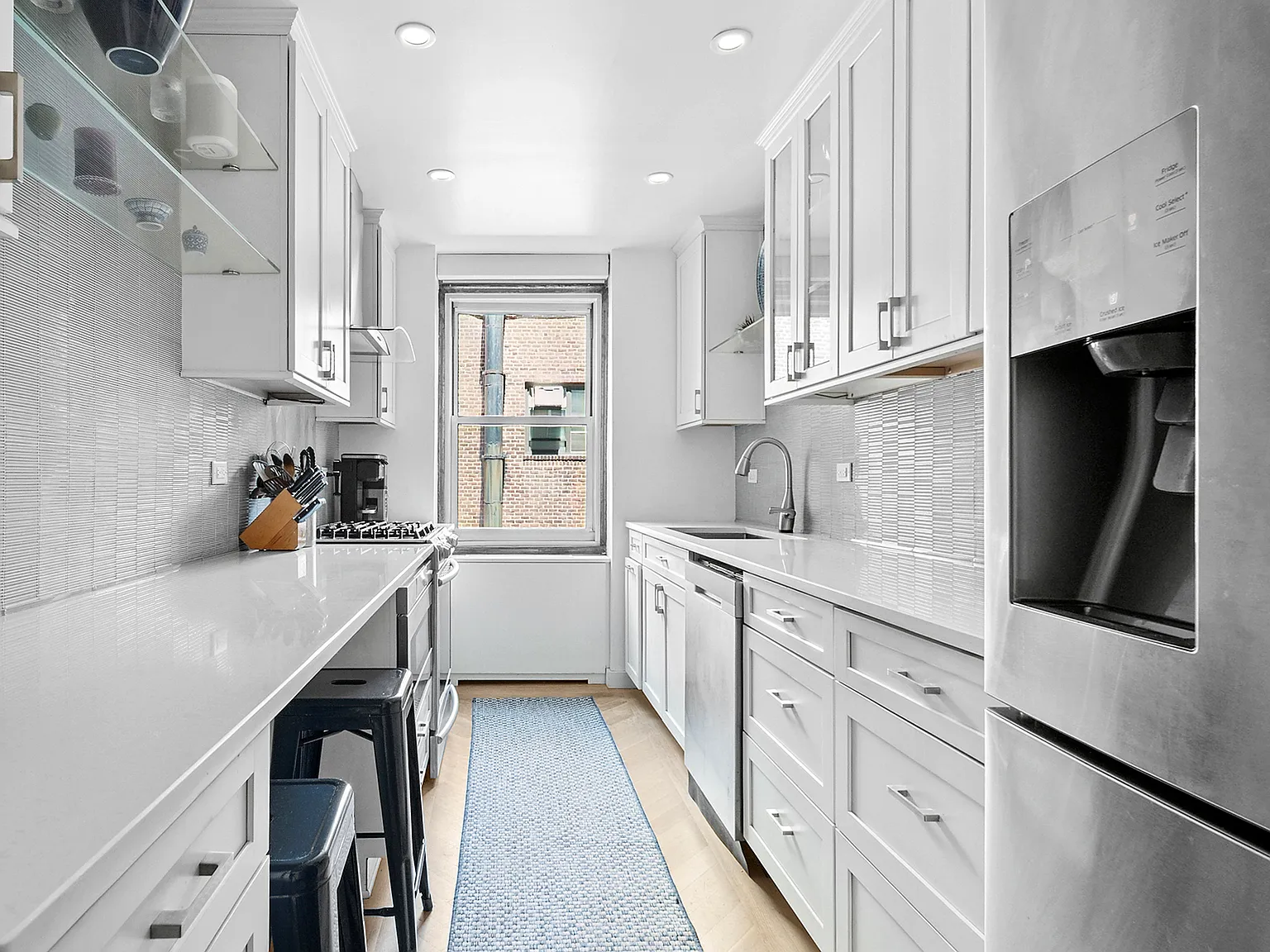 1270 5th Avenue — Photo 3