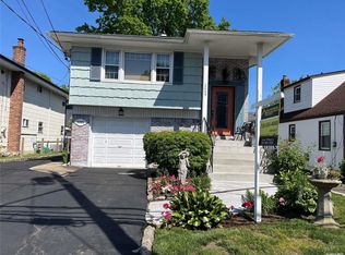 2609 Oceanside Rd, Oceanside, NY 11572