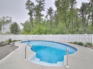 4 Castle Ridge Rd, Salem, NH 03079