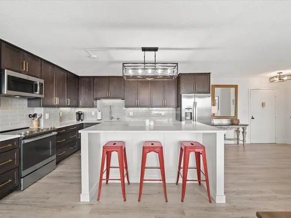 15 Stewart Place #10G, White Plains, NY 10603