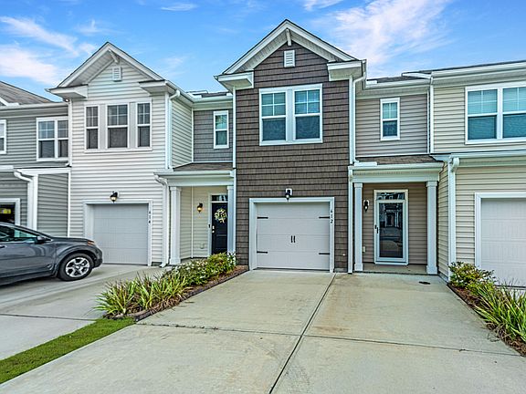 2nd image of 612 Hilchot Dr