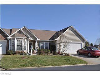 1st image of 27 Mansfield Cir