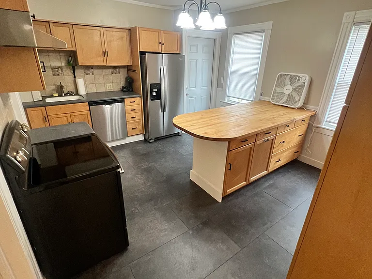 45 Dyer St #1 — Photo 7