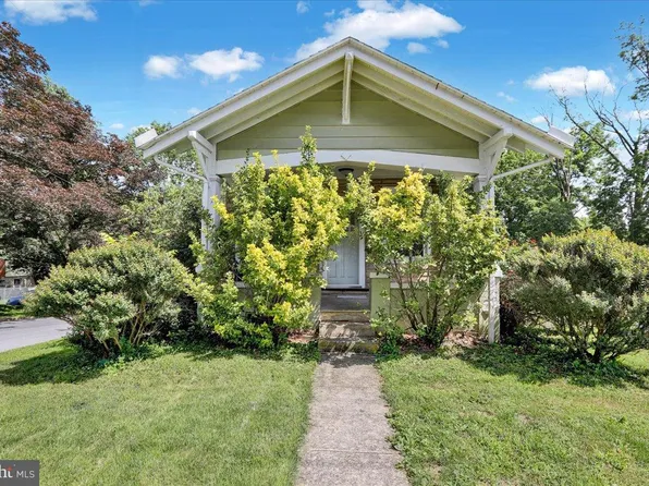 1313 Carsonia Ave, Reading, PA 19606