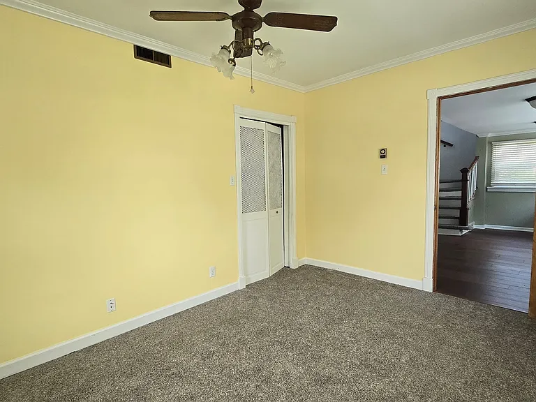 600 Dewey St — Photo 15