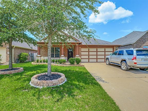 3rd image of 8810 Houston Falls Ln